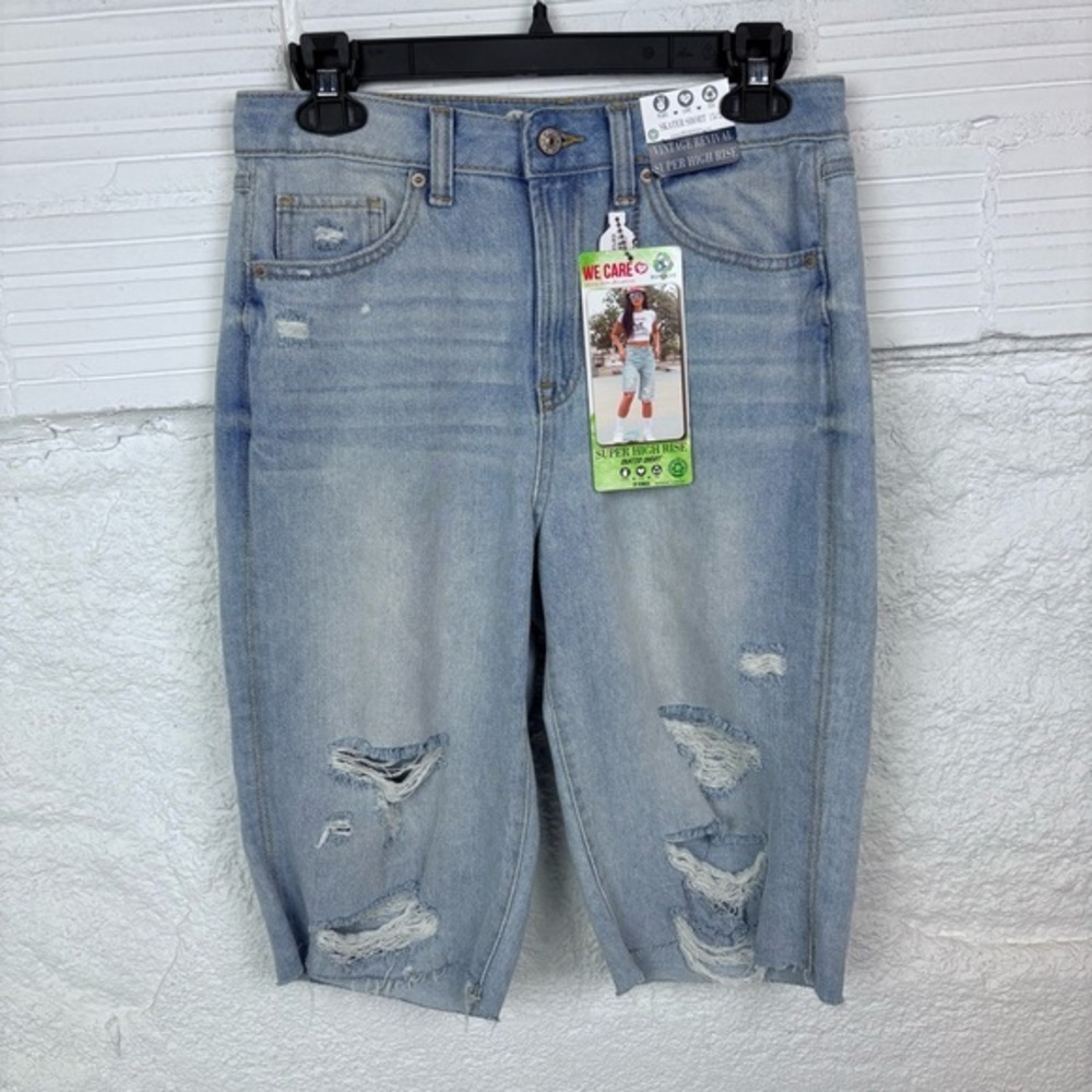 NWT REWASH super high rise distressed recycled fabric skater shorts size 5 / 27